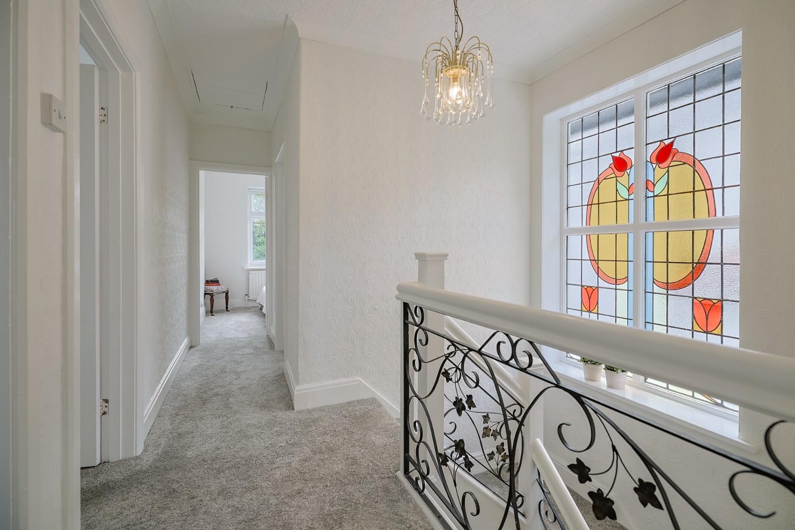 West Cross Lane, West Cross, Mumbles, Swansea, SA3 5LU